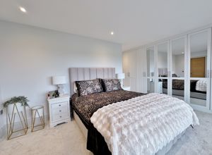 Photo 15- click for photo gallery